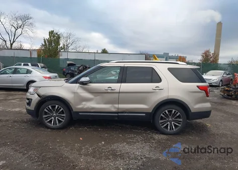 2017 Ford Explorer Platinum из США, поврежденный, VIN 1FM5K8HT1HGD51155